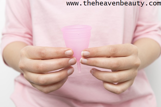How to insert a menstrual cup